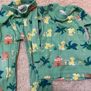 Hanna Andersson Lion King pajamas size 3 (90)